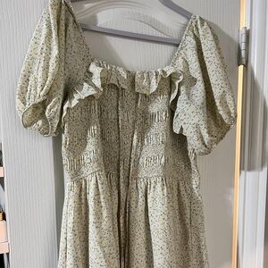 Ivy City Co Cream Floral Midi Dress